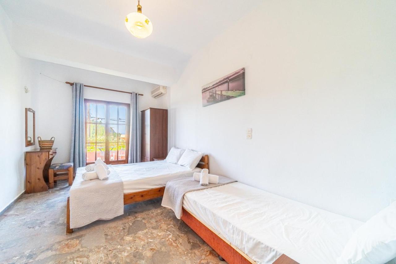 Arianna Studio Ground Floor 4 Палеокастрица Екстериор снимка